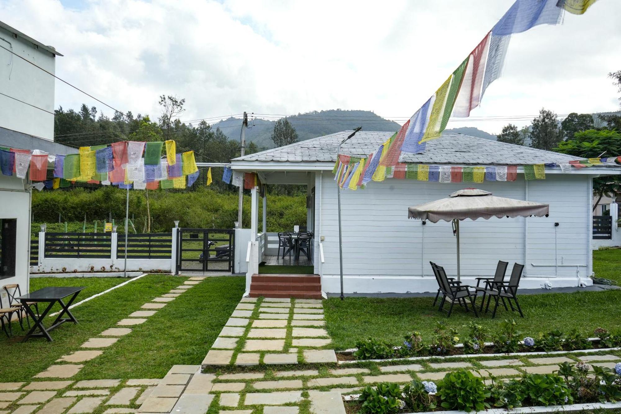 The Door To Nirvana Cottages Coonoor Exterior photo